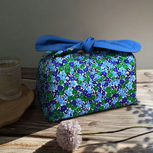 Custom Name Blue flowers insulated lunch bag bento bag, zero waste , Eco Friendly lunch box cloth School Gift for women