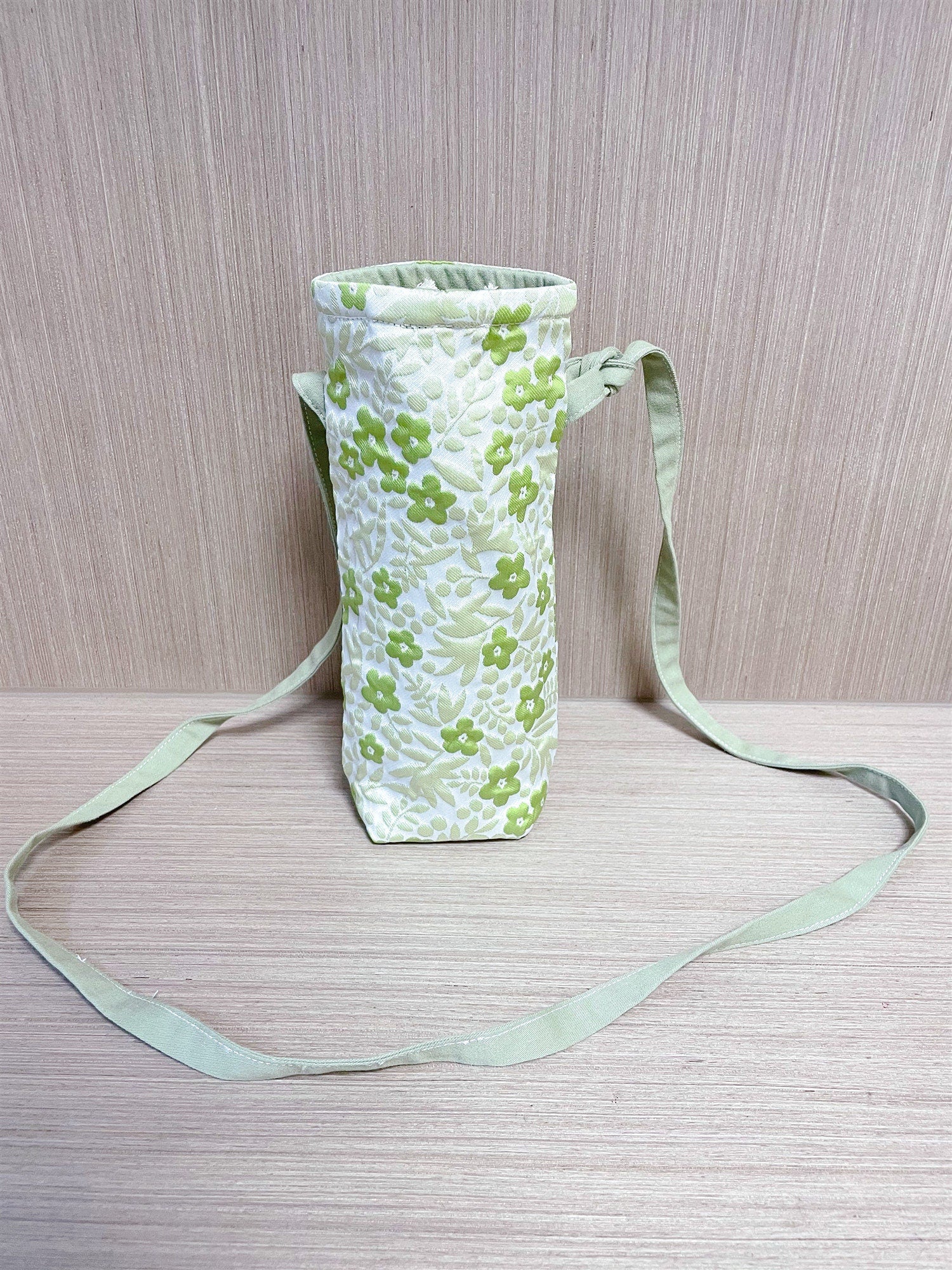 Water Bottle Holder Water Bottle Carrier Hand made bottle carrier School water bottle sling girlie bottle cozy green