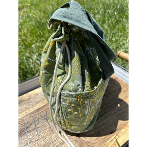 Custom Name Insulated Lunch Bag with drawstring closure, Travel Bag, Organizer Bag Embroidered fabric gift for women or her birthday gift