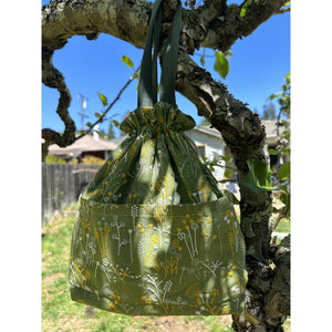 Custom Name Insulated Lunch Bag with drawstring closure, Travel Bag, Organizer Bag Embroidered fabric gift for women or her birthday gift