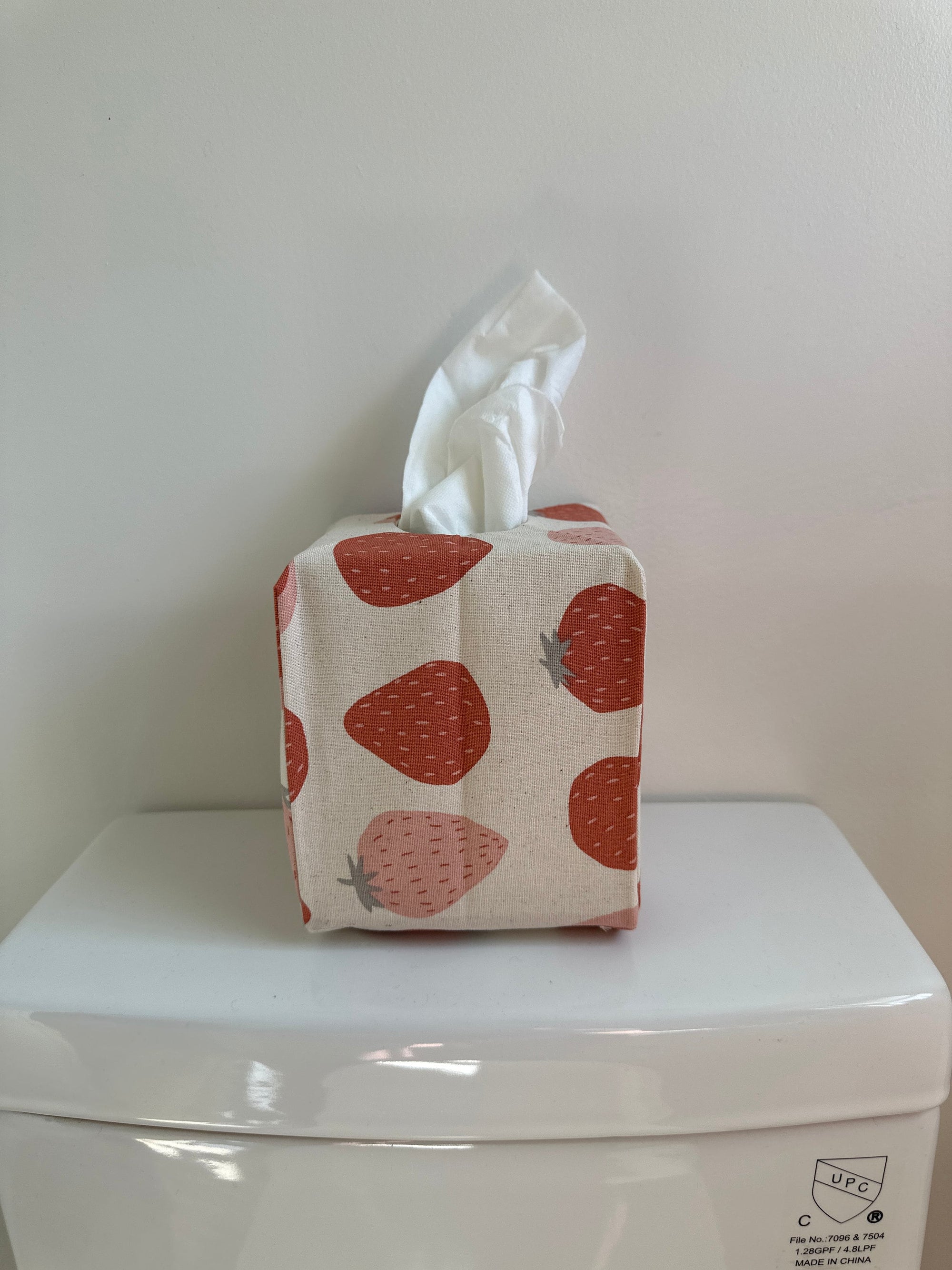 Tissue Box Cover, Tissue Dispenser, Home Gift,Housewarming gift,Mothers Day Gift,Kitchen Decor,Bathroom Decor,Strawberry