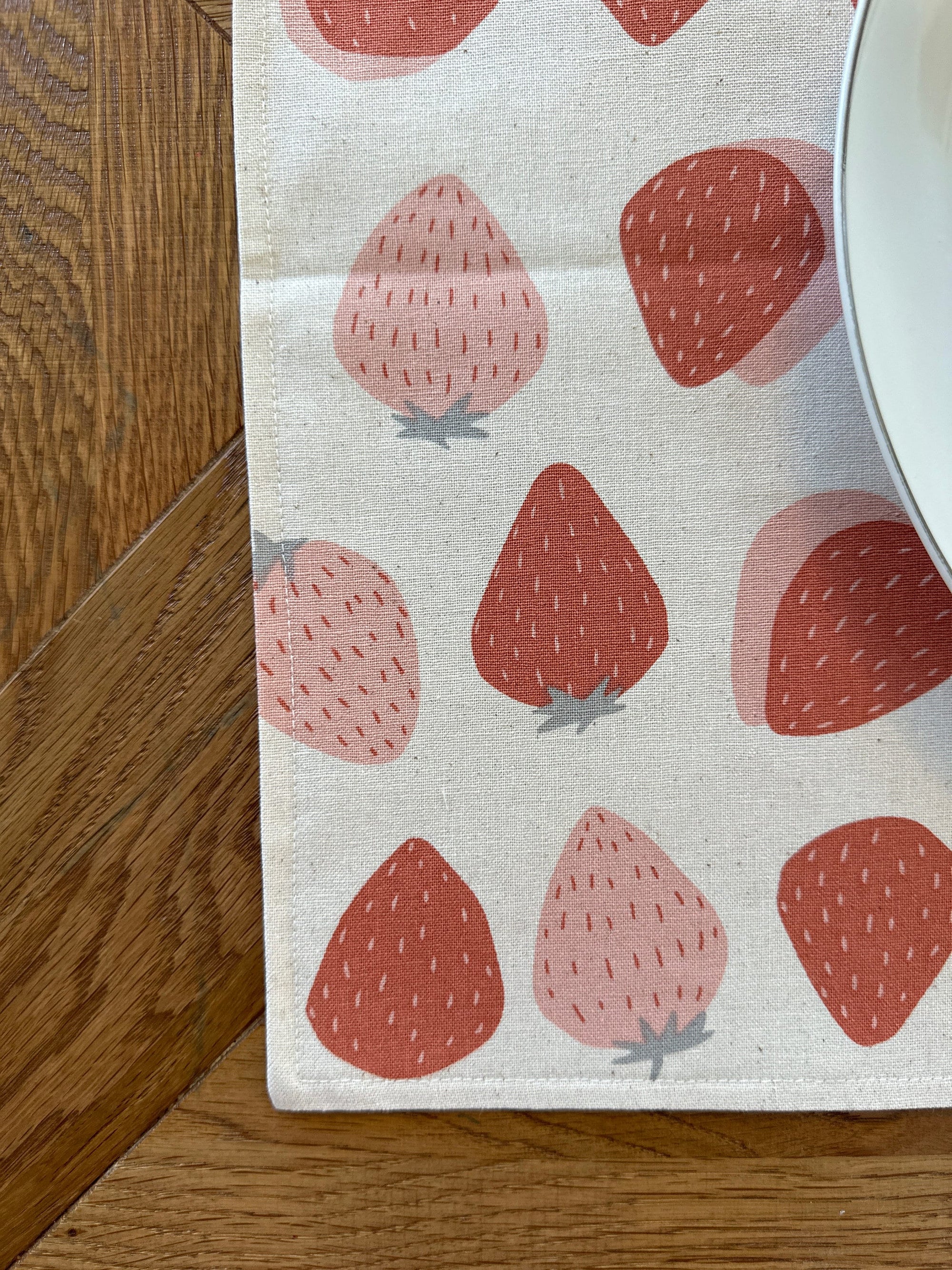 Placemats personalized, placemats with custom name, table setting, table decoration placemat , Housewarming gift strawberry