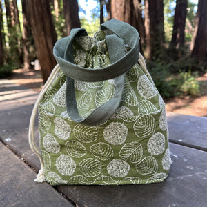 Custom Name Insulated Lunch Bag with drawstring closure, Travel Bag, Organizer Bag Embroidered leaves Handbag birthday gift for teacher