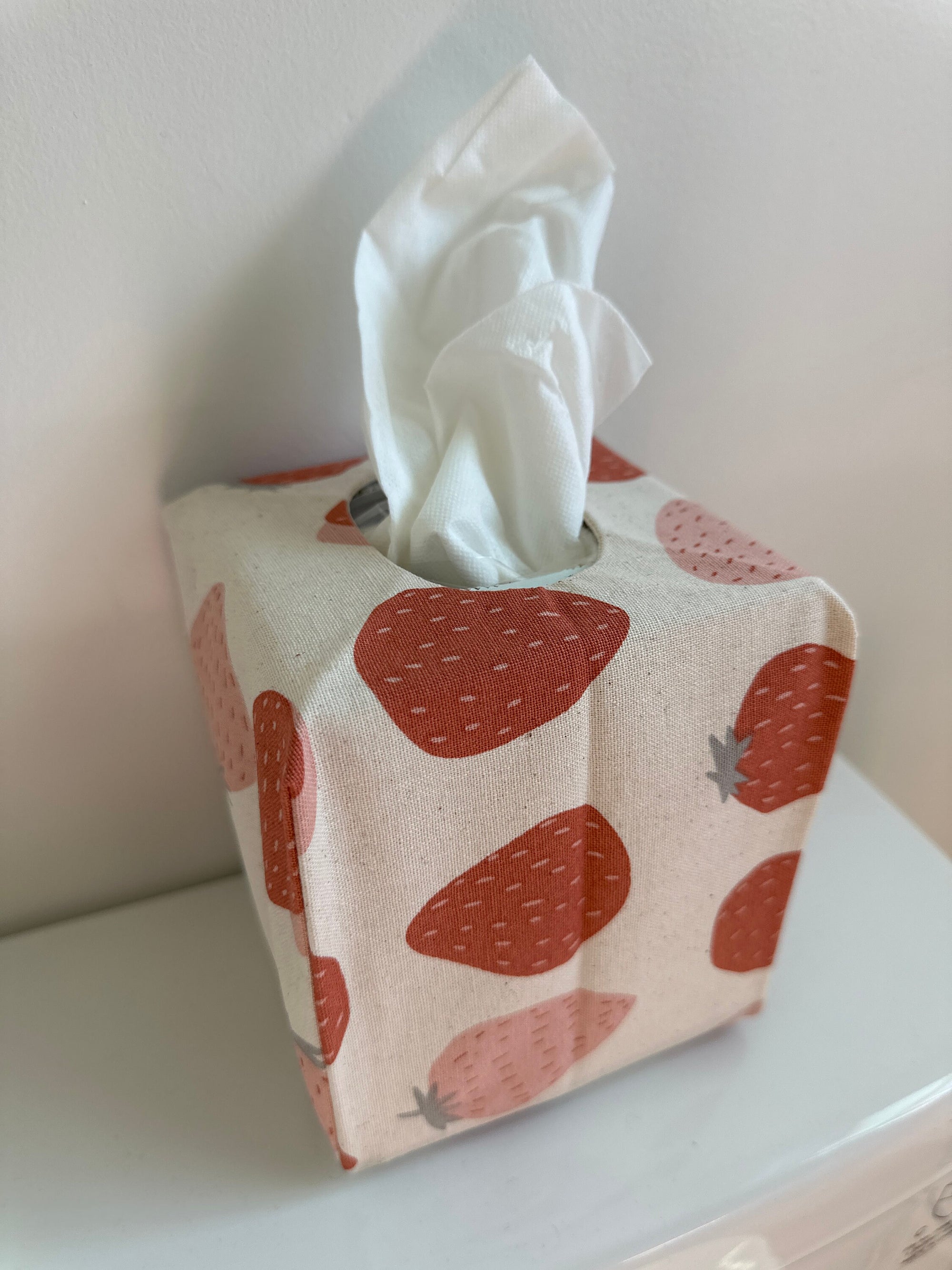 Tissue Box Cover, Tissue Dispenser, Home Gift,Housewarming gift,Mothers Day Gift,Kitchen Decor,Bathroom Decor,Strawberry