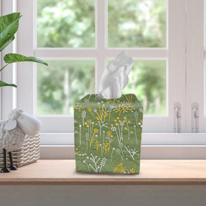 Tissue Box Cover, Tissue Dispenser, Home Gift,Housewarming gift,Mothers Day Gift,Kitchen Decor,Bathroom Decor,Green embroidered dandelion