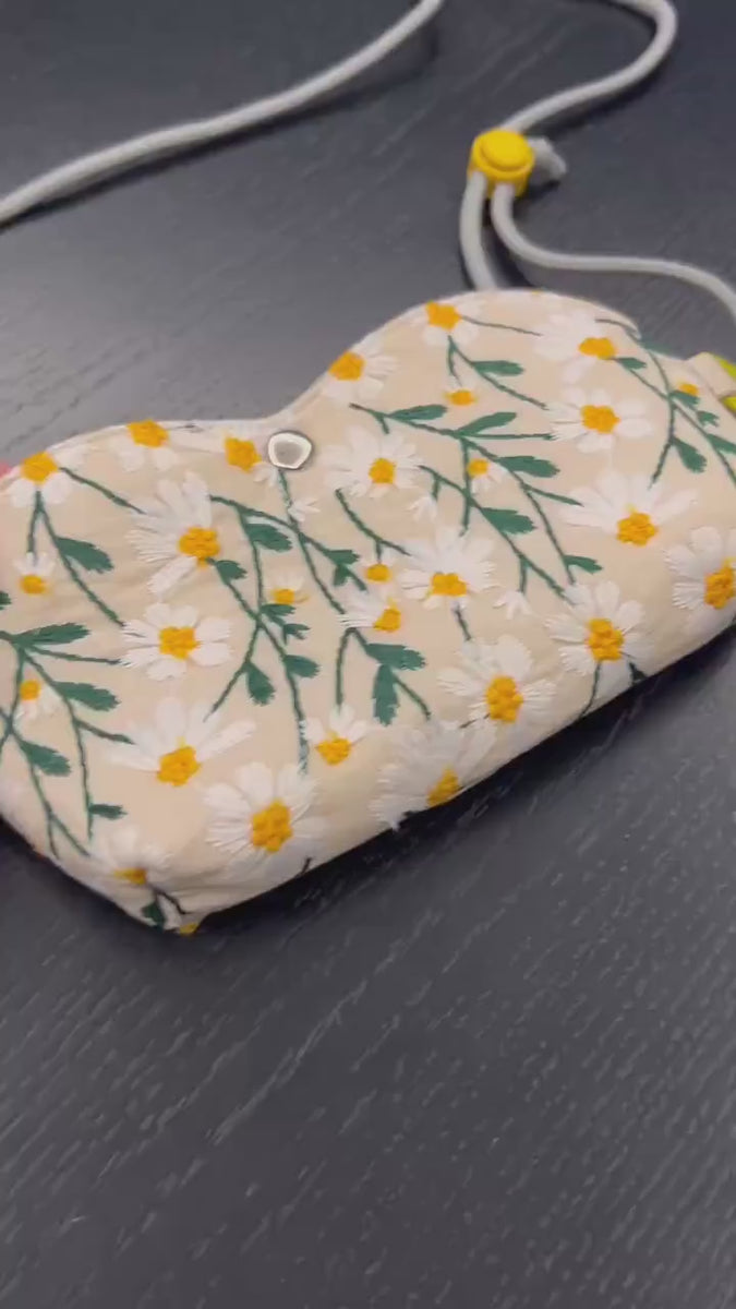 Personalized sunglass Adjustable crossbody bag,hand pouch,glasses padded pouch neck bag,Coin Purse Sunglasses bag embroider daisy