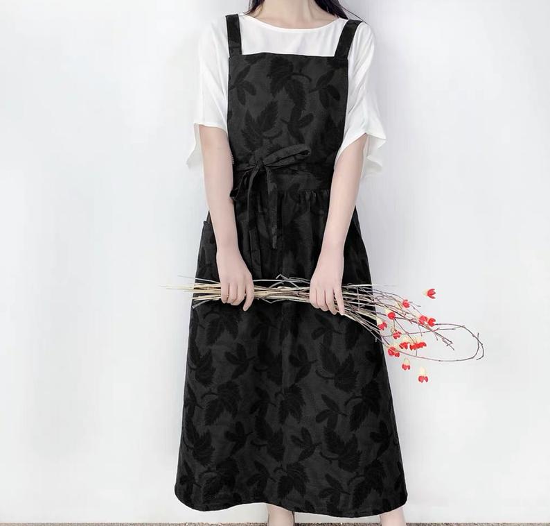Maple Leaf Jacquard Apron